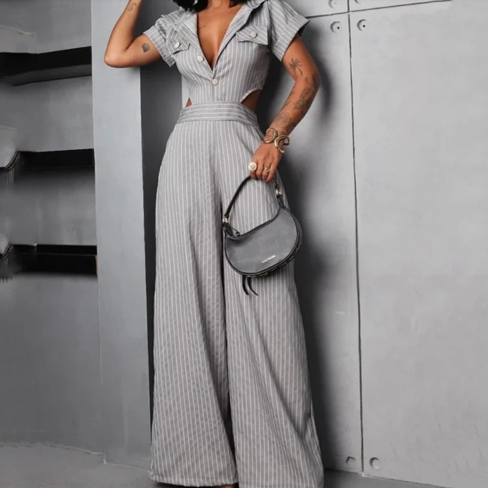 Open back jumpsuit - Picture 1 of 4